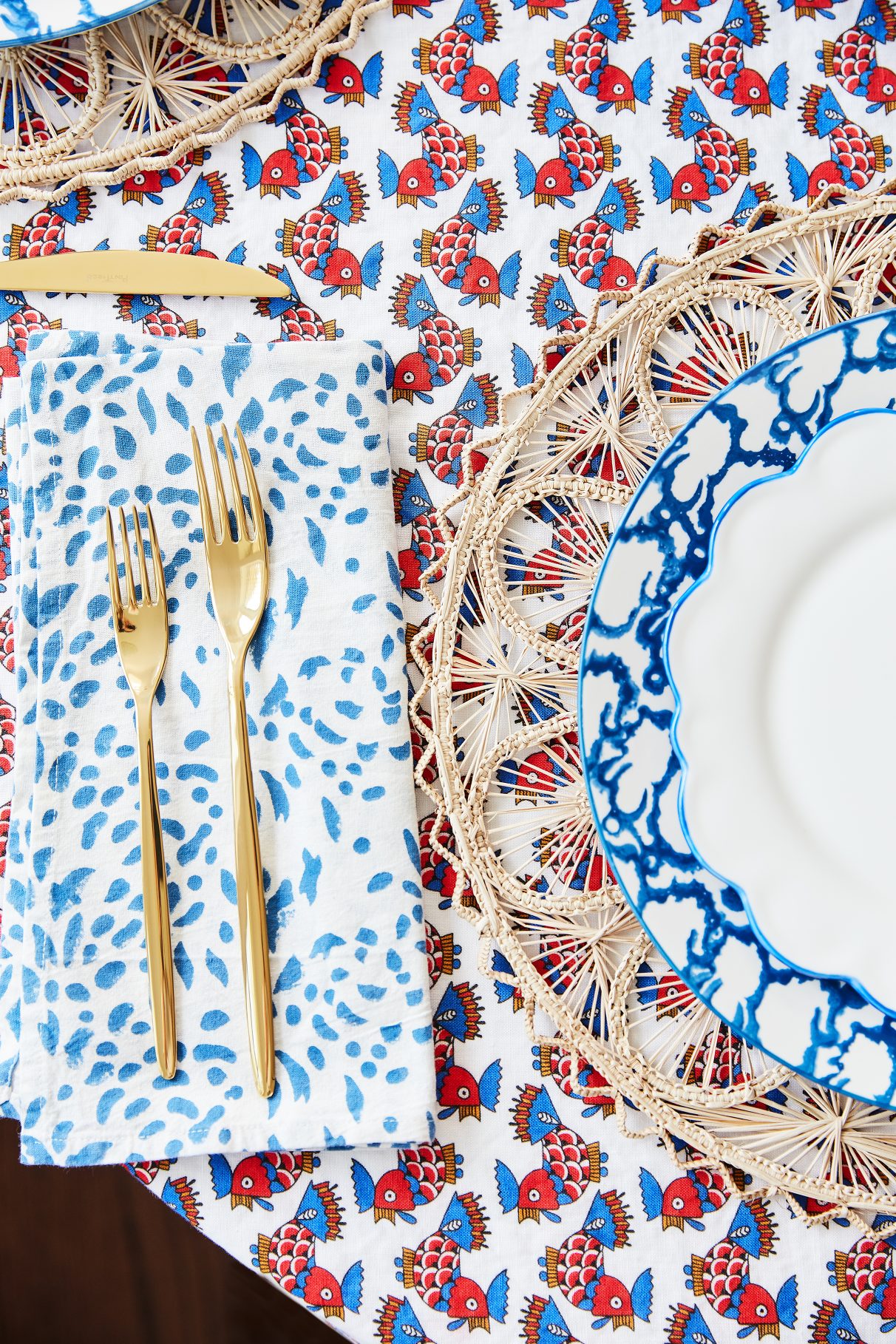 Lagniappe Project: Table setting close up